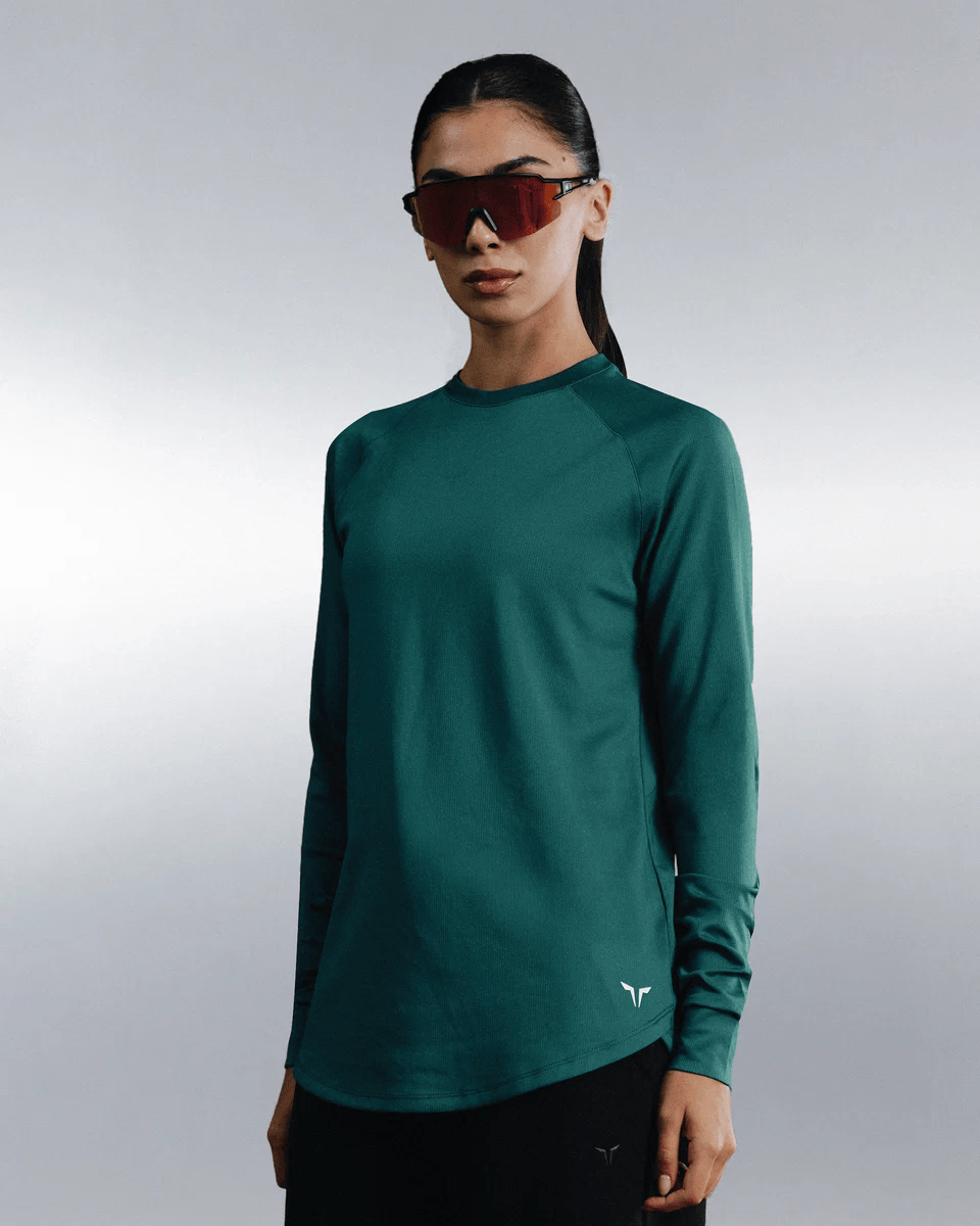 Image of the ACTDRY® Modesty Long Sleeves T-shirt Gym Clothes SQUATWOLF